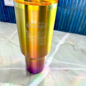 Starbucks/Stanley Collab. Sunset gradient.